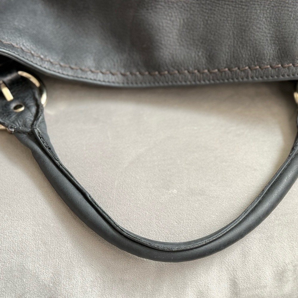 Gucci Black Leather Hobo Bag with Gold Hardware - Picture 16 of 16